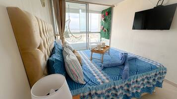 3 habitaciones, tabla de planchar con plancha, wifi y ropa de cama