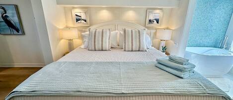 1 soverom, strykejern/-brett, wi-fi (inkludert) og sengetøy