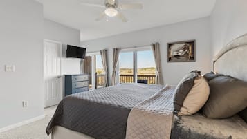 3 chambres, fer et planche à repasser, Wi-Fi gratuit, draps fournis