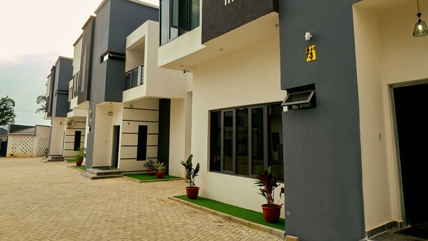 Front of property – evening/night - Marina Hotel Abuja (Abuja)