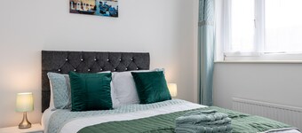 Captivating 3-bed House in Blackburn
