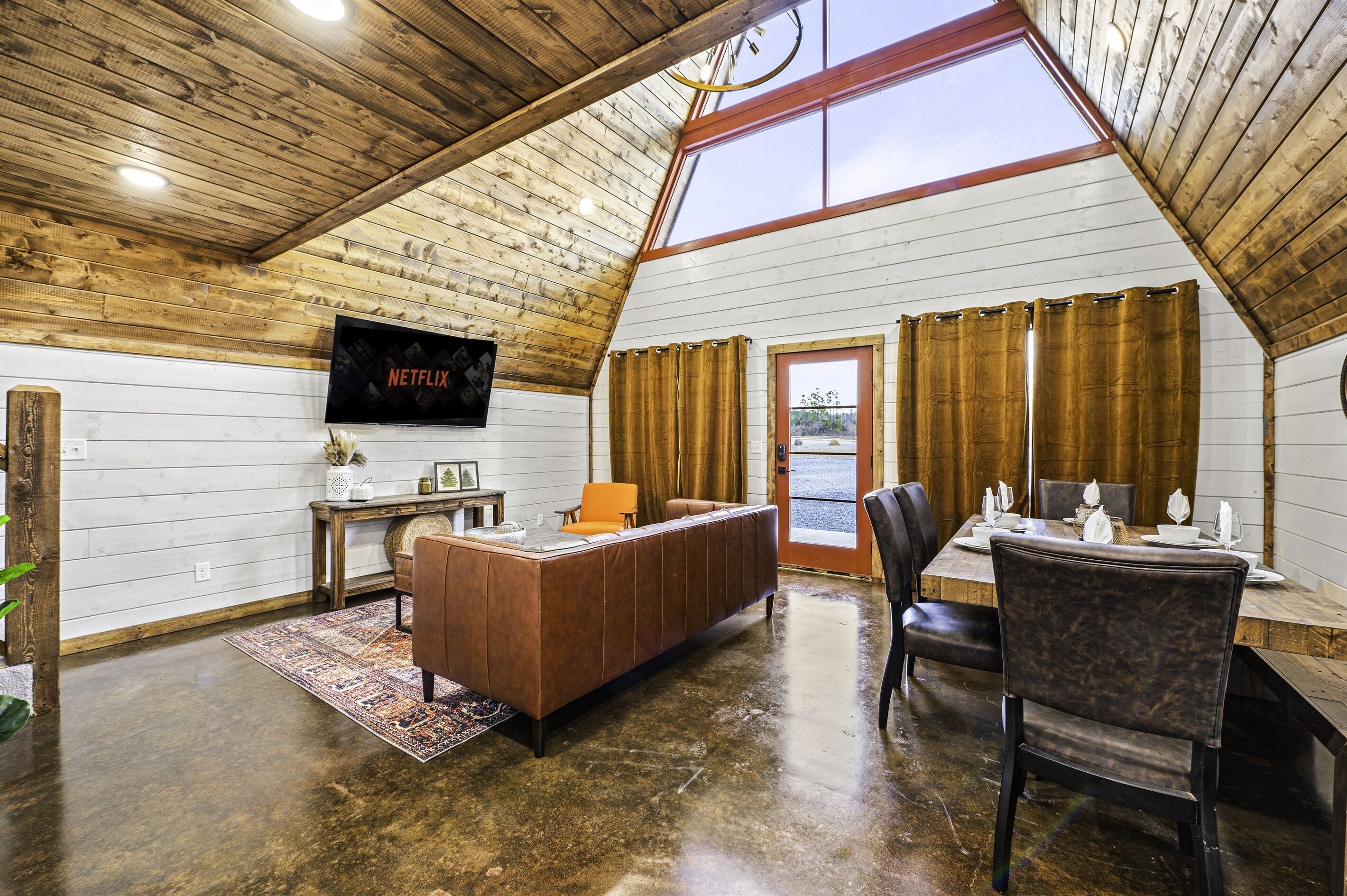 TV connectée, cheminée