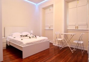 Room - Matching Loures Guest House (Loures)