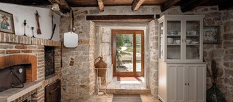 Casa Pietra! Gemütliches Istrianisches Bauernhaus mit Flair. Komplett Renoviert