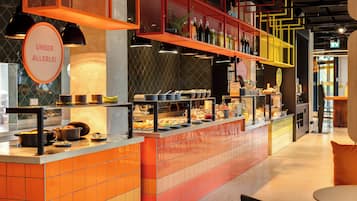 Daily buffet breakfast (EUR 16.9 per person)
