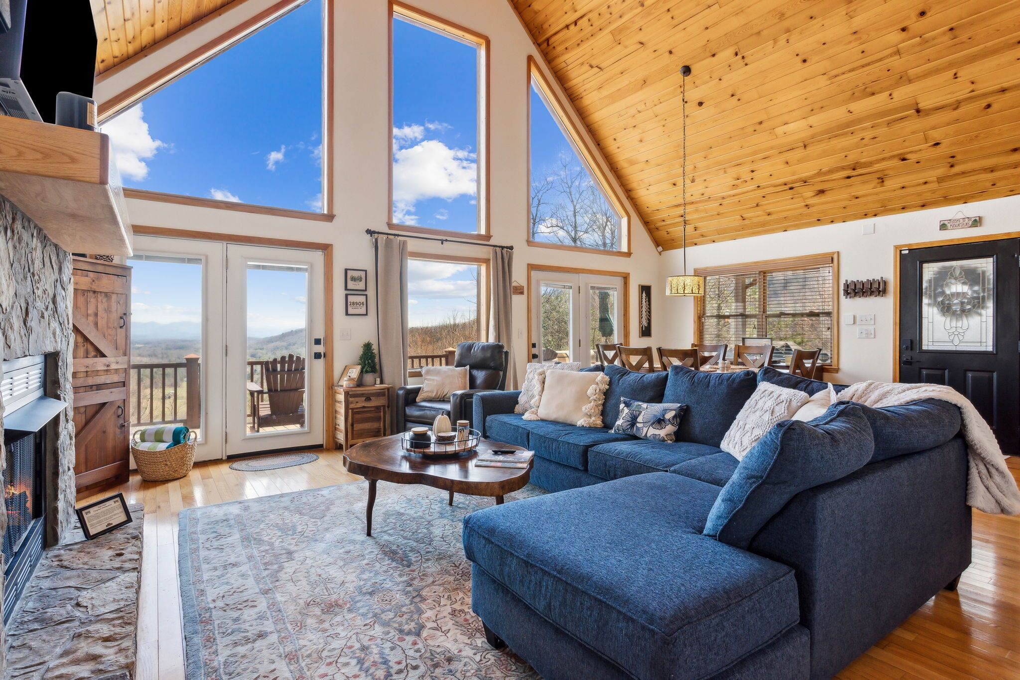 智能電視、壁爐