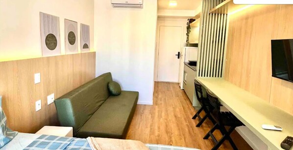 1 chambre, fer et planche à repasser, Wi-Fi, literie fournie