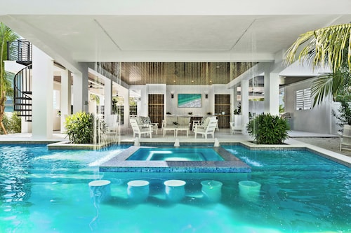 Las Palmas by beachside Management