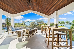 奢华独立别墅, 多张床, 海洋景观 (A Las Palmas) | 室外用餐