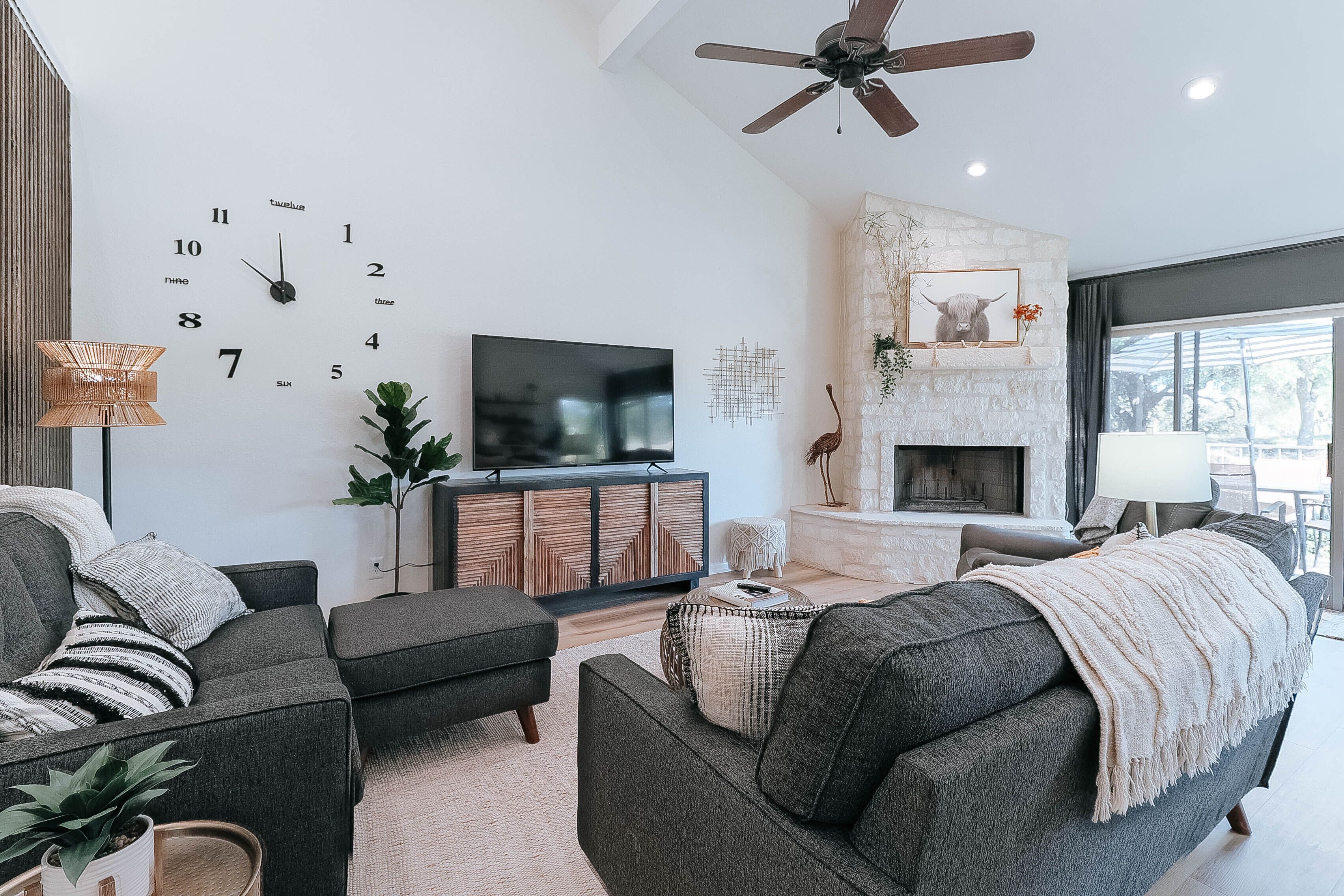 Stylish Waterfront Townhome, Pet Friendly, Boat Slip Available