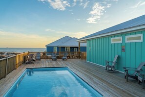 Opvarmet pool