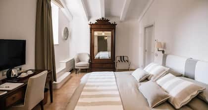 Giardini Calce Luxury Rooms