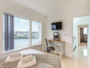 5 Schlafzimmer, kostenloses WLAN, Bettwäsche
