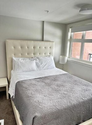 1 chambre, fer et planche à repasser, Wi-Fi gratuit, draps fournis