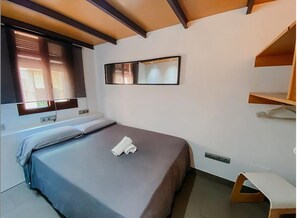 3 dormitoris, wifi i roba de llit 