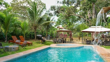 Udendørs pool