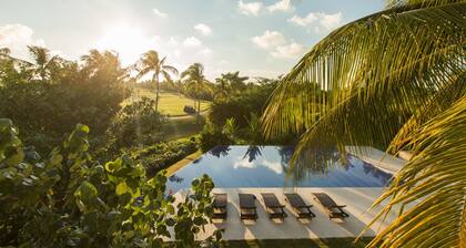 Penthouse Golf in Terrazas by Mita Residential. Housekeeping, Pool, Premier Golf