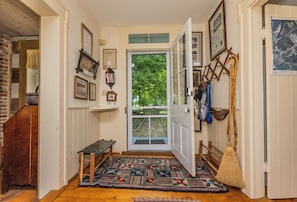 Interior - Historic Parker’s Landing

 (Springfield)