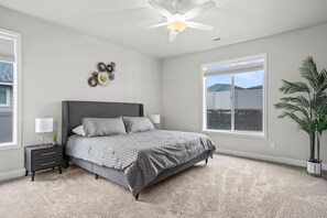 3 habitaciones, tabla de planchar con plancha y wifi gratis 