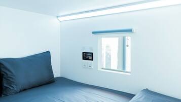 Soundproofing, free WiFi, bed sheets