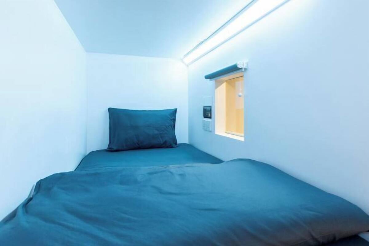 Soundproofing, WiFi (free), bed sheets