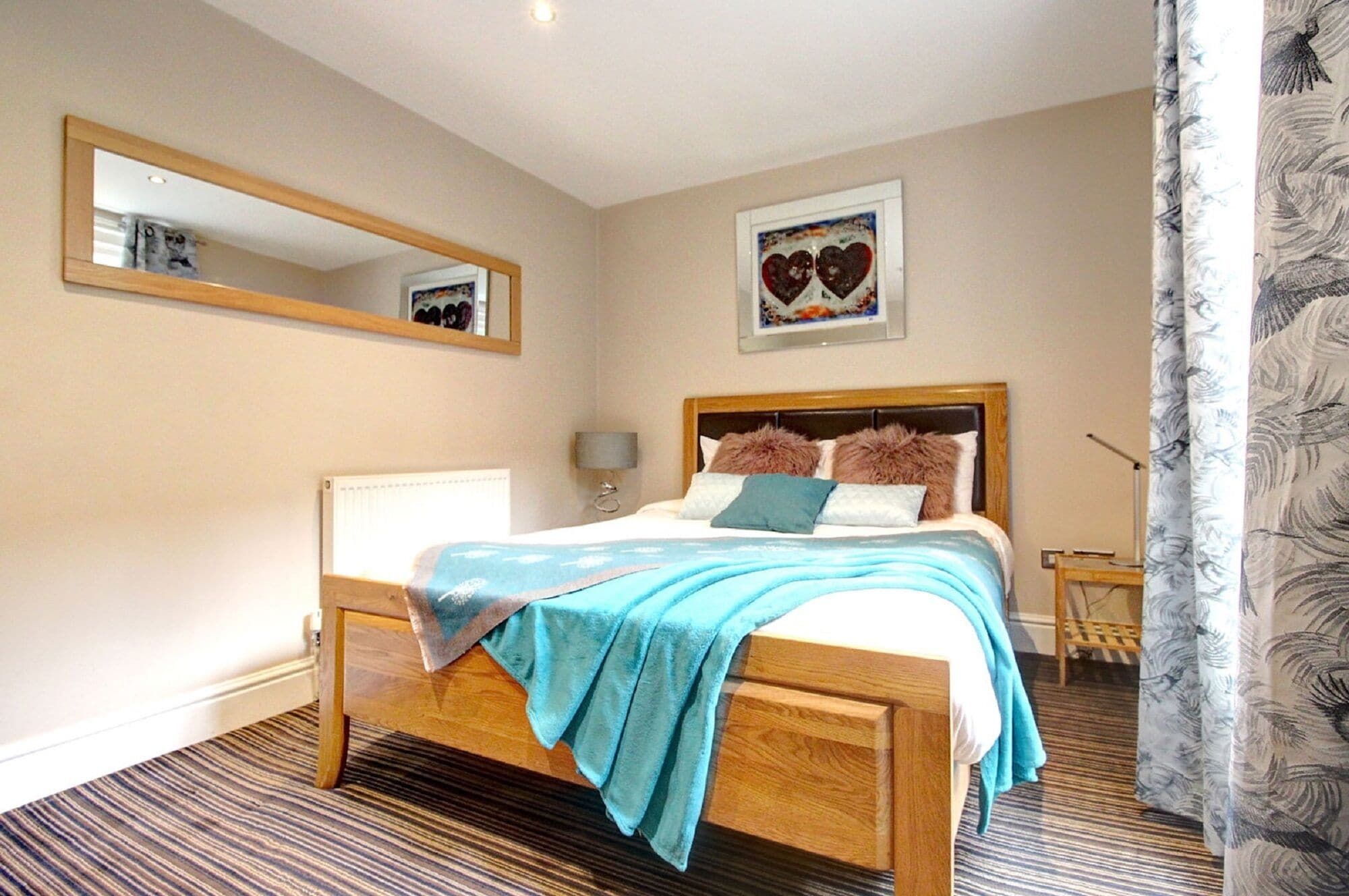 3 bedrooms, iron/ironing board, free WiFi, bed sheets