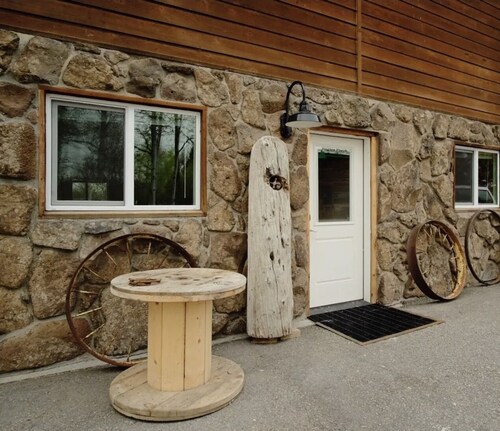 Eagles Perch (EV Charging, Dog Friendly), Eagles Perch (EV Charging, Dog Friendly)