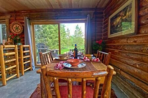 Rustic Trails (EV, eco, wheelchair & pet friendly), Rustic Trails (EV, eco, wheelchair & pet friendl