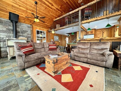 The Red Barn (EV), Barndominium on Henrys Fork