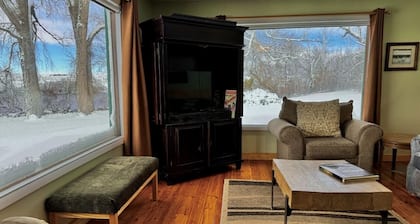 Edge Water Lodge (EV), Waters Edge Lodge