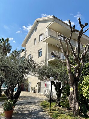 Façade de l’hébergement