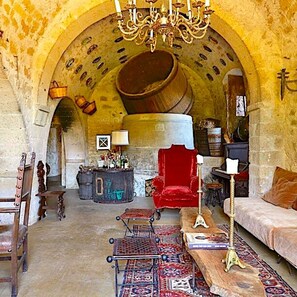 House | 7 bedrooms, Internet