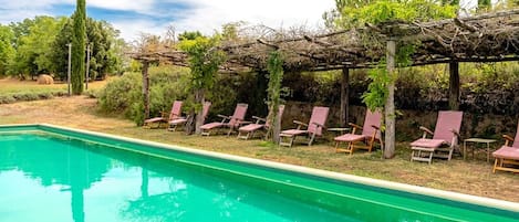 House | 7 bedrooms, Internet