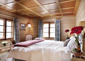 4 bedrooms, Internet - Chalet L Ours Chic Chalet Klosters Great Skiing Klosters (Klosters-Serneus)