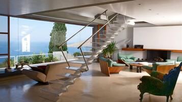 House | 7 bedrooms, Internet