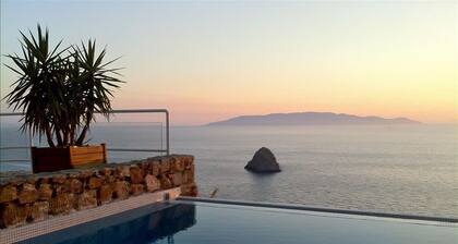 Favoloso - Argentario Tuscany Stunning Modern Seaside Villa Private Pool Access to Sea