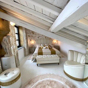 House | 2 bedrooms, Internet - La Palazzina Santa Dorotea Splendid Rome Townhouse With Courtyard Garden (Rome)