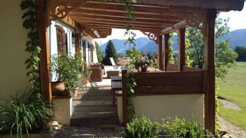 House | 8 bedrooms, Internet