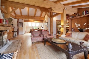 4 bedrooms, Internet - Kitzb hel Austria Best Luxury 4 Bedroom 4 Bathroom Apartment in World-renowned Ski-resort (Kitzbuhel)