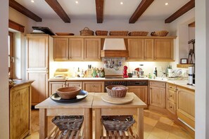 Leilighet | 4 soverom og internett