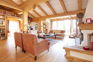 Apartment | 4 bedrooms, Internet - Kitzb hel Austria Best Luxury 4 Bedroom 4 Bathroom Apartment in World-renowned Ski-resort (Kitzbuhel)