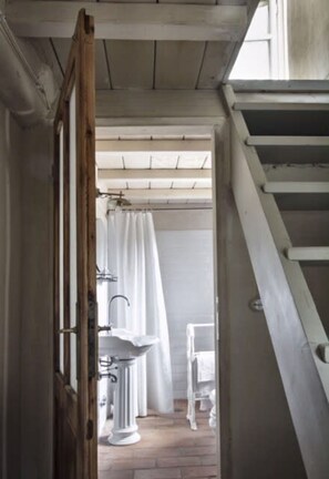 Hus | 2 soverom og internett