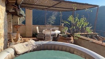 Rumah | 3 kamar tidur dan internet