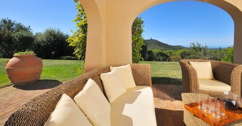 In the Maremma Classic Tuscany Villa With Pool Near the Sea