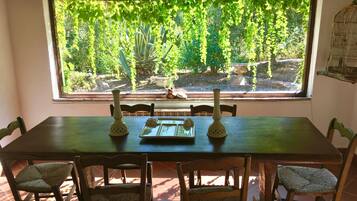 Villa | 4 bedrooms, Internet