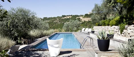 House | 6 bedrooms, Internet