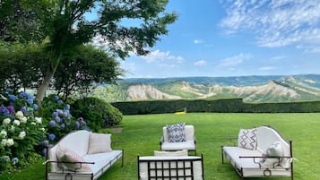 House | 8 bedrooms, Internet