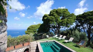 Villa | 5 bedrooms, Internet