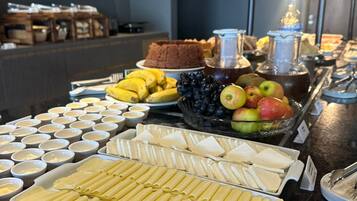 Tägliches inbegriffenes Frühstücksbuffet