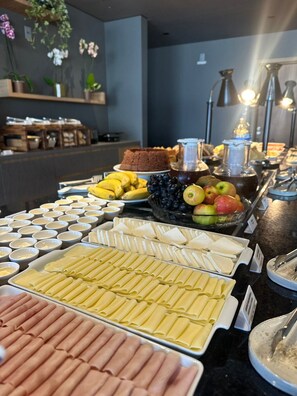Desayuno buffet incluido todos los días 